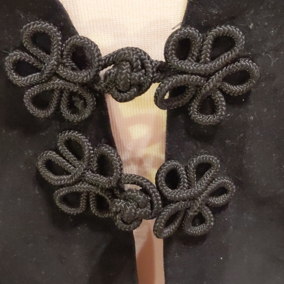 Vintage black velvet vest - Picture 2 of 4